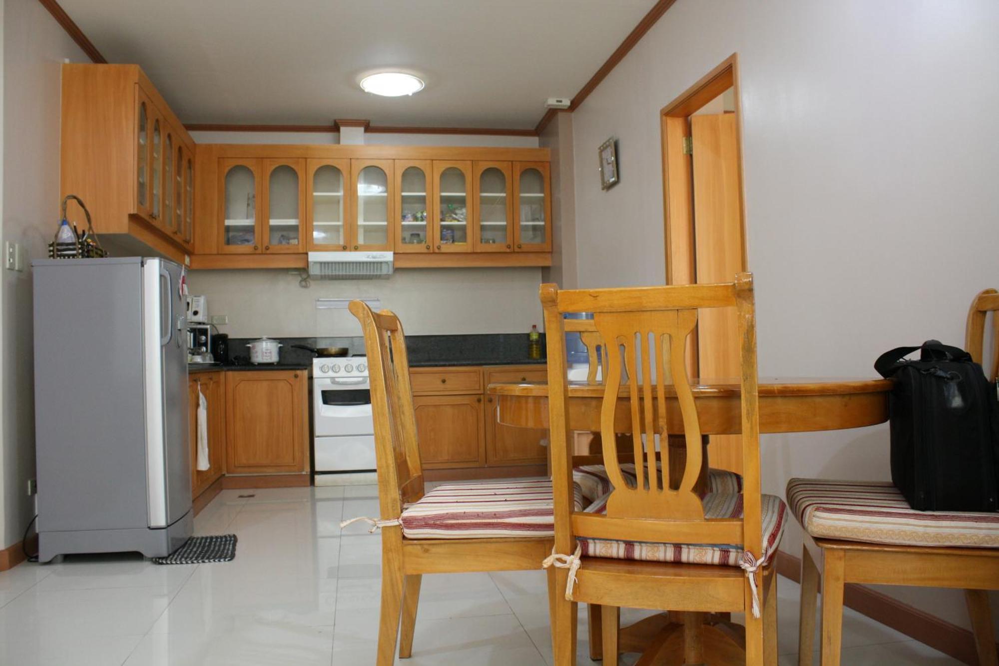 Dumaguete Springs Apartment Dumaguete City Exteriör bild