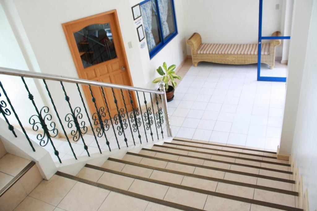 Dumaguete Springs Apartment Dumaguete City Exteriör bild
