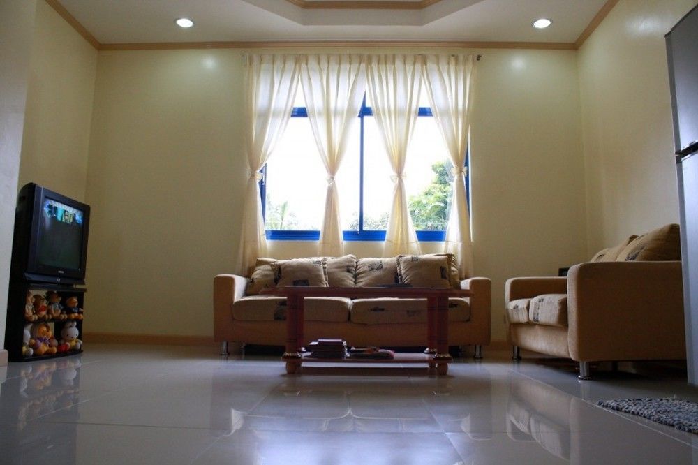 Dumaguete Springs Apartment Dumaguete City Exteriör bild